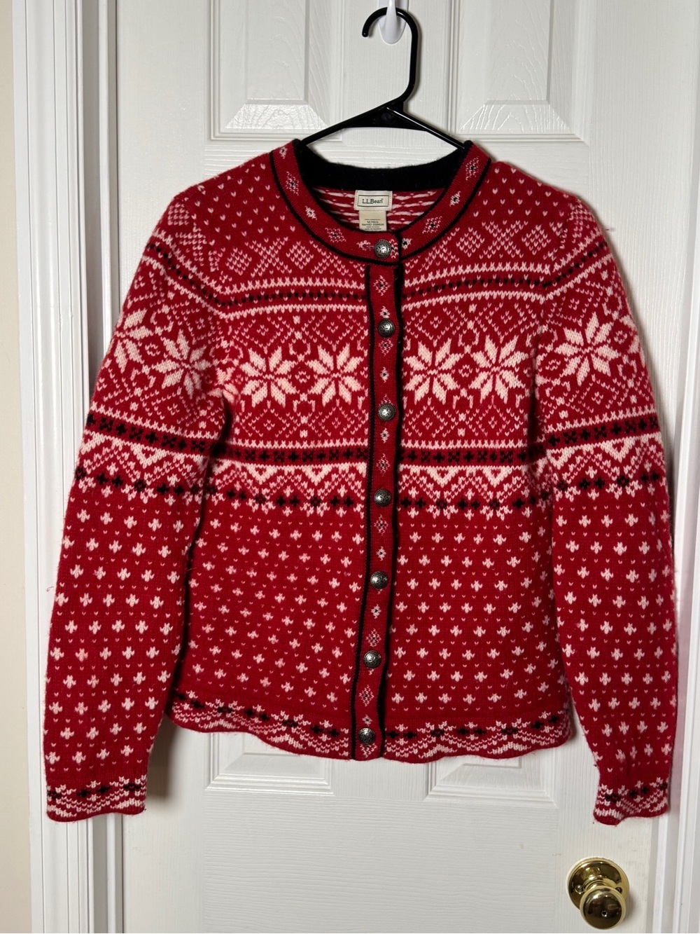 VTG L.L. Bean Nordic Lambswool Cardigan Sweater Red Snowflake Size M Regular 258